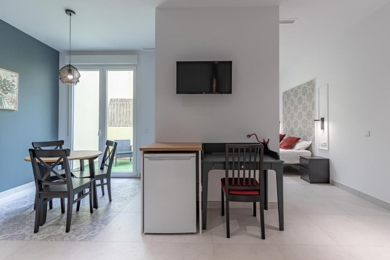 Chic & Comfortable Apartment, Private Terrace バレンシア エクステリア 写真